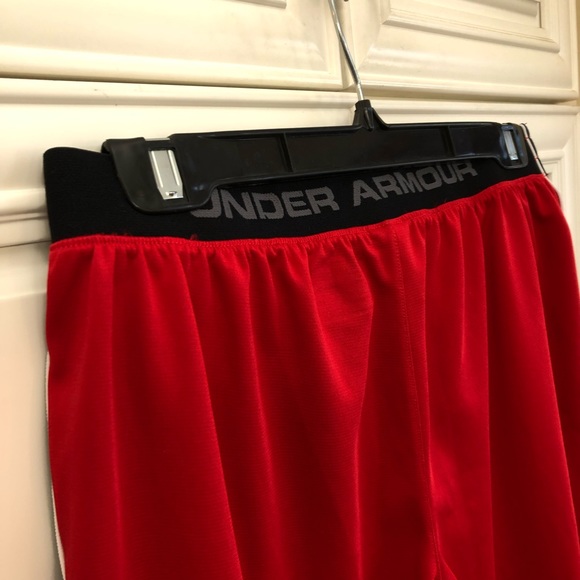 Under Armour Heatgear loose shorts - Picture 6 of 8